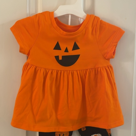Cat & Jack Orange Pumpkin Outfit with Black Leggings - Picture 2 of 6